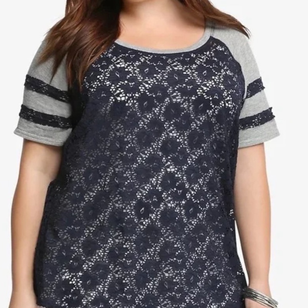 Torrid Short Sleeve Lace Football Tee Size 2x